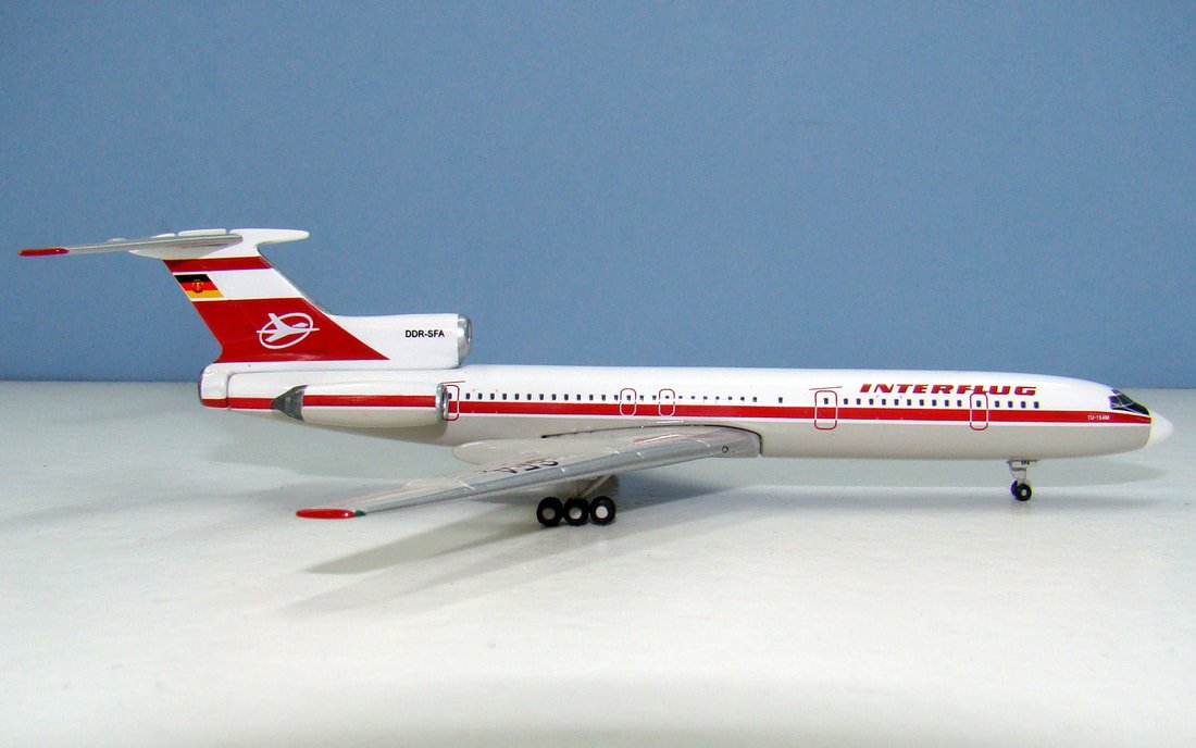 East German Air Force Tupolev Tu-154M DDR-SFA by Phoenix 1:400 Scale