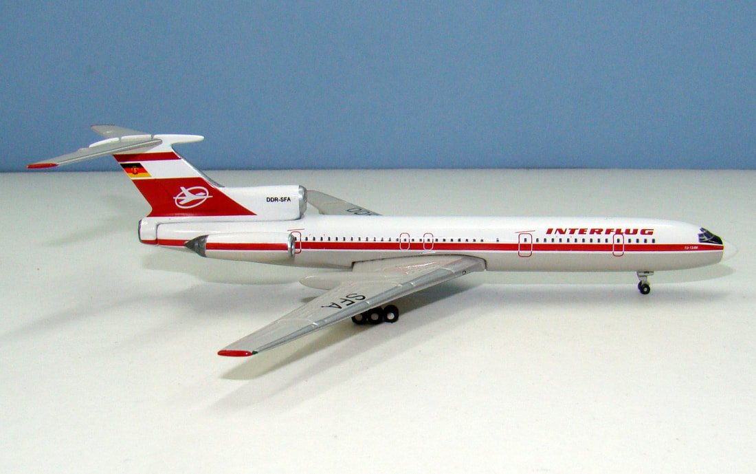 East German Air Force Tupolev Tu-154M DDR-SFA by Phoenix 1:400 Scale