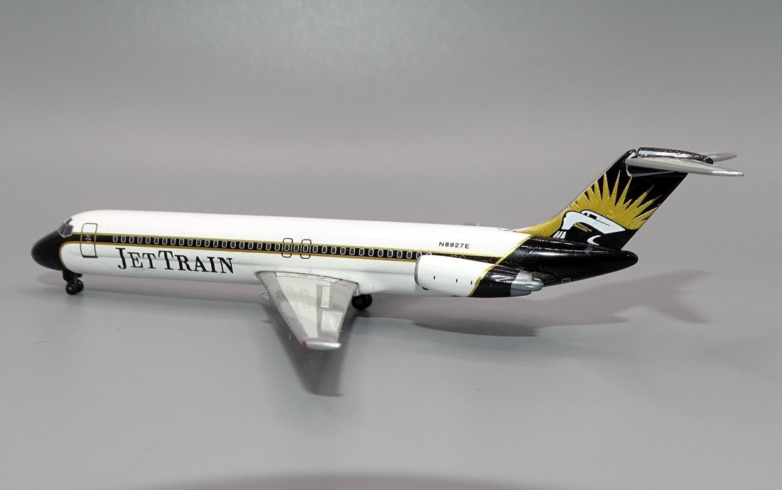 JetTrain Douglas DC-9-31 N8927E by Phoenix Models 1:400 Scale