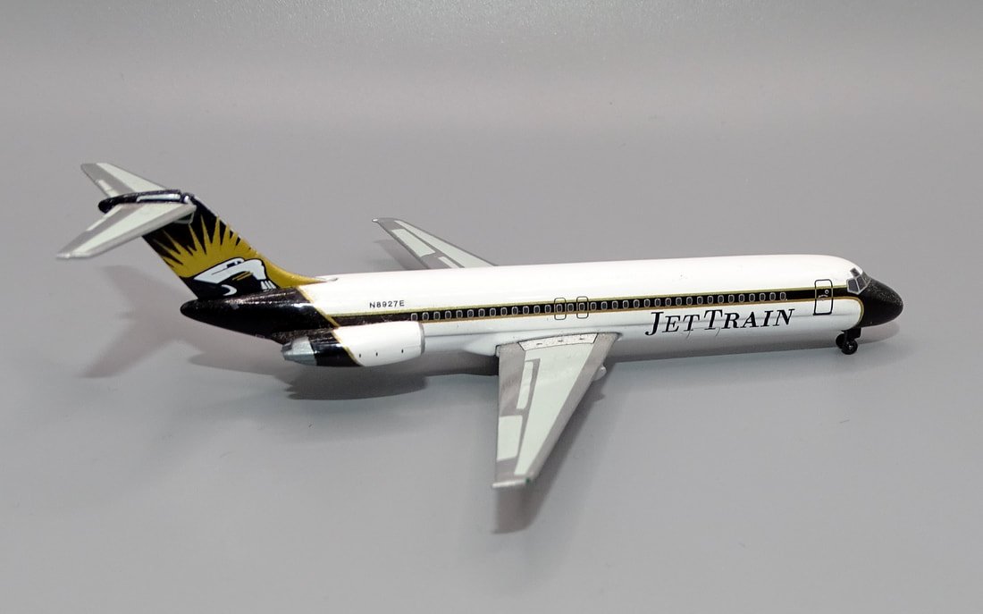 JetTrain Douglas DC-9-31 N8927E by Phoenix Models 1:400 Scale
