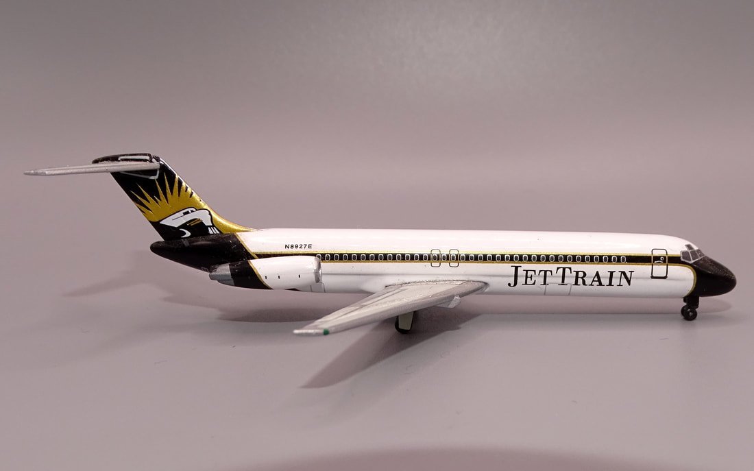 JetTrain Douglas DC-9-31 N8927E by Phoenix Models 1:400 Scale