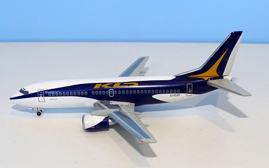 KD Avia Boeing 737-300 EI -DJR Herpa 1:400 Scale Model