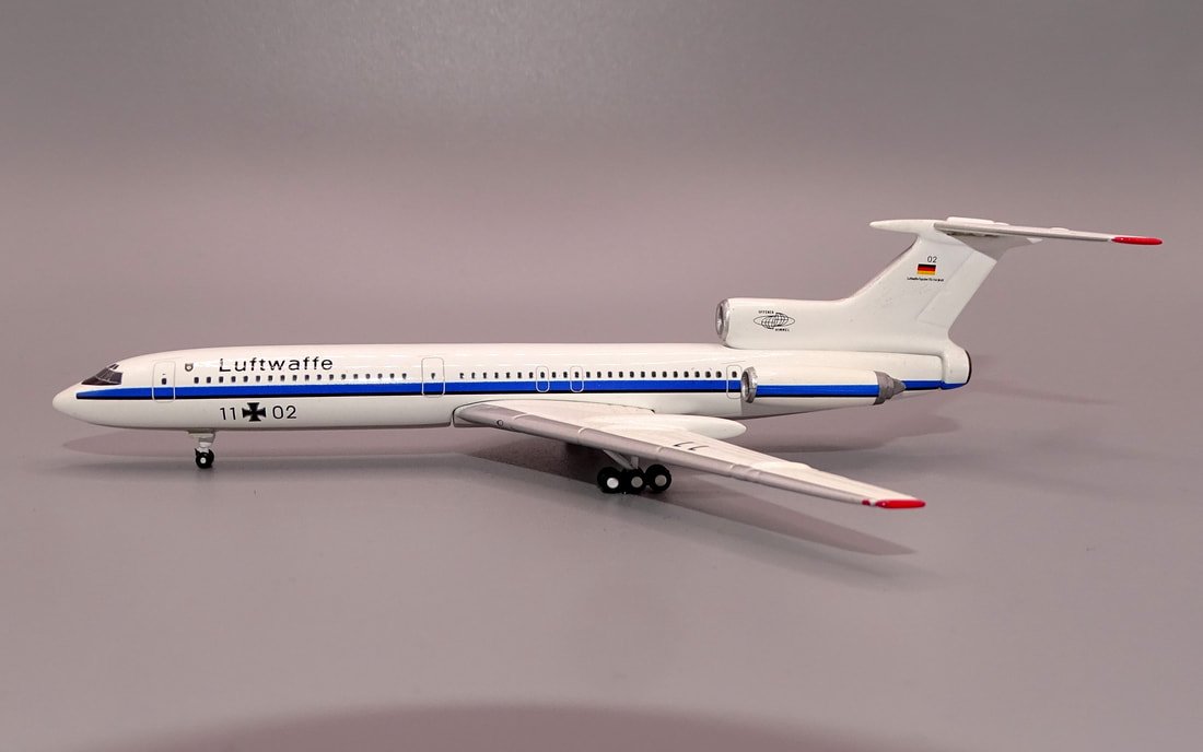 Luftwaffe Open Skies Tupolev Tu-154M-ON 11+02 by Tucano Line 1:400 Scale
