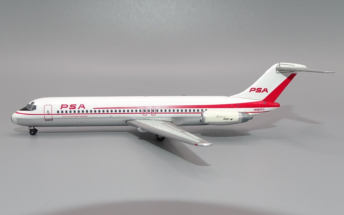 PSA Douglas DC-9 N981PS - Retro Jets 1:400 Scale