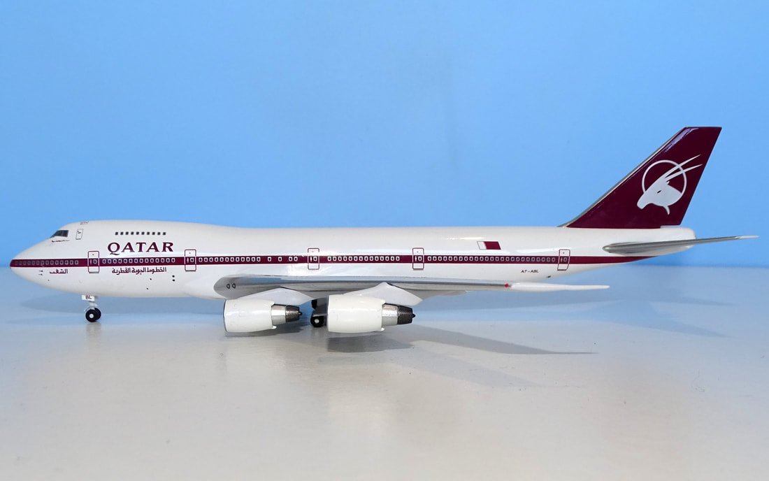 Qatar Airways Boeing 747SR-81 A7-ABL Aviation400 1:400 Scale Model