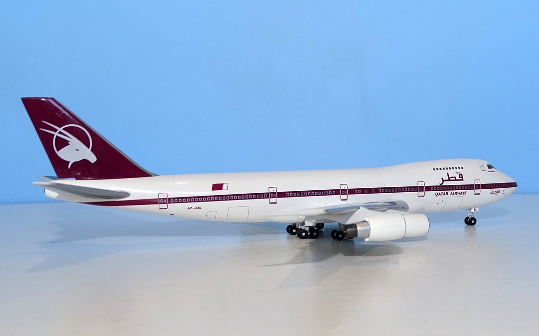 Qatar Airways Boeing 747SR-81 A7-ABL Aviation400 1:400 Scale Model