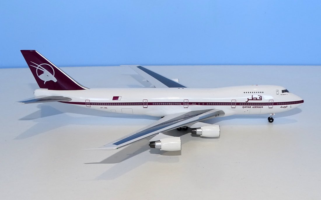 Qatar Airways Boeing 747SR-81 A7-ABL Aviation400 1:400 Scale Model