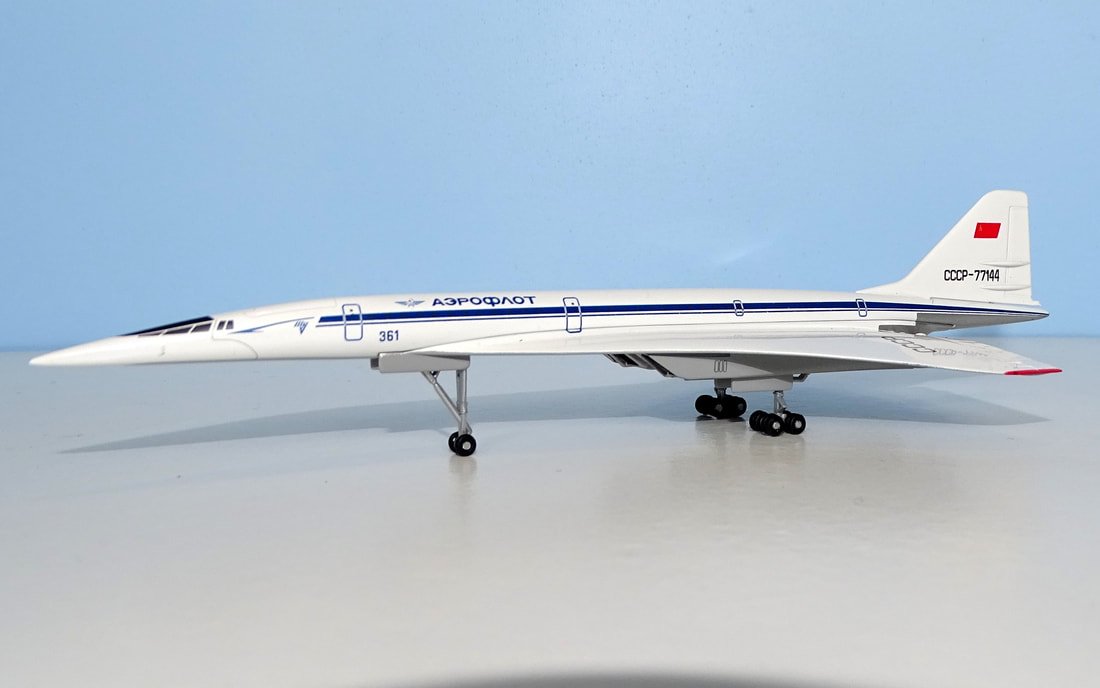 Tupolev Tu-144S CCCP-77144 - Herpa 1:400 Scale