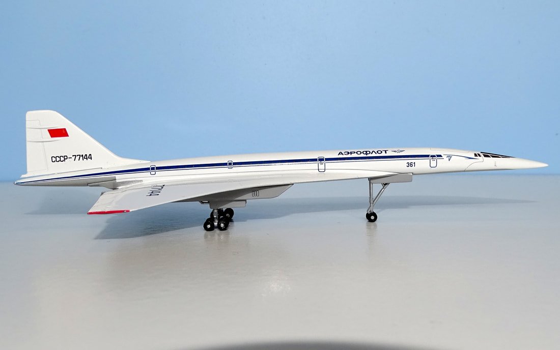 Tupolev Tu-144S CCCP-77144 - Herpa 1:400 Scale
