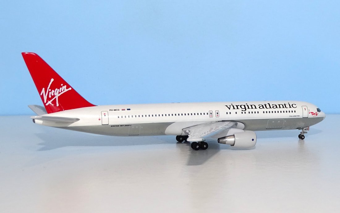 Virgin Atlantic Boeing 767-31AER PH-MCG 1:400 Scale Aeroclassics