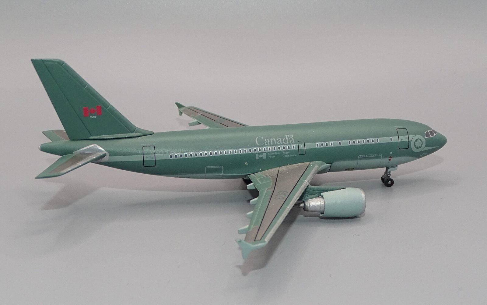 Dragon Wings Airbus A310 in 1:400 scale