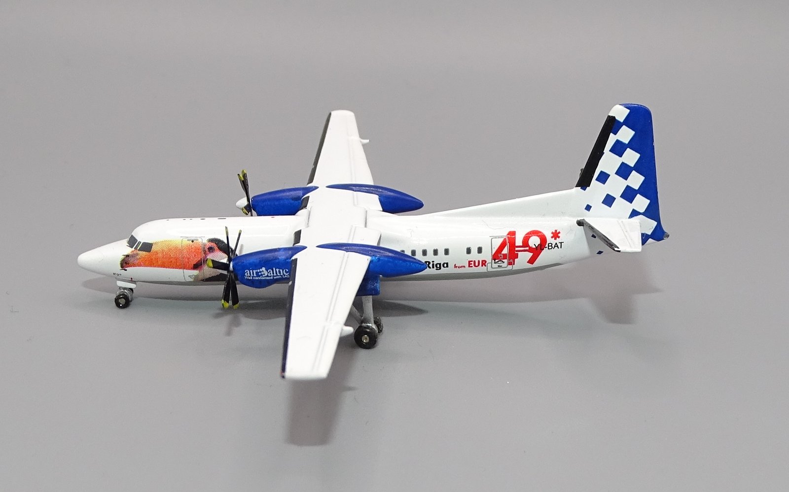 AIRBALTIC_F50_04