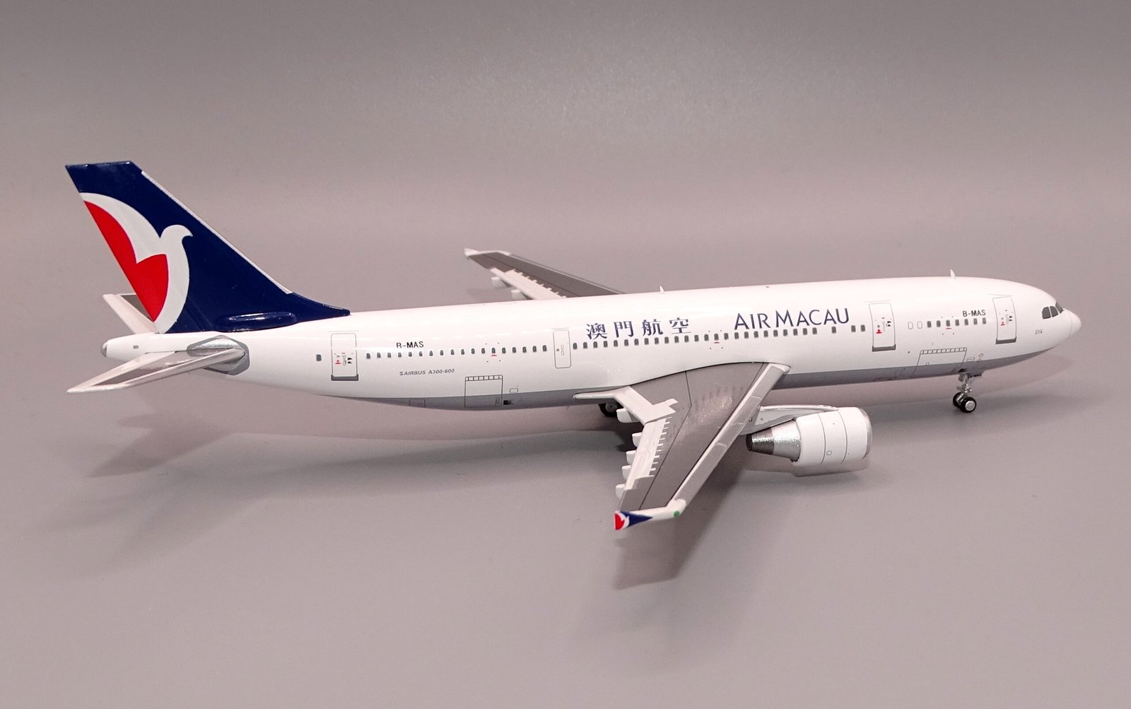 AIRMACAU_A300_B-MAS_05