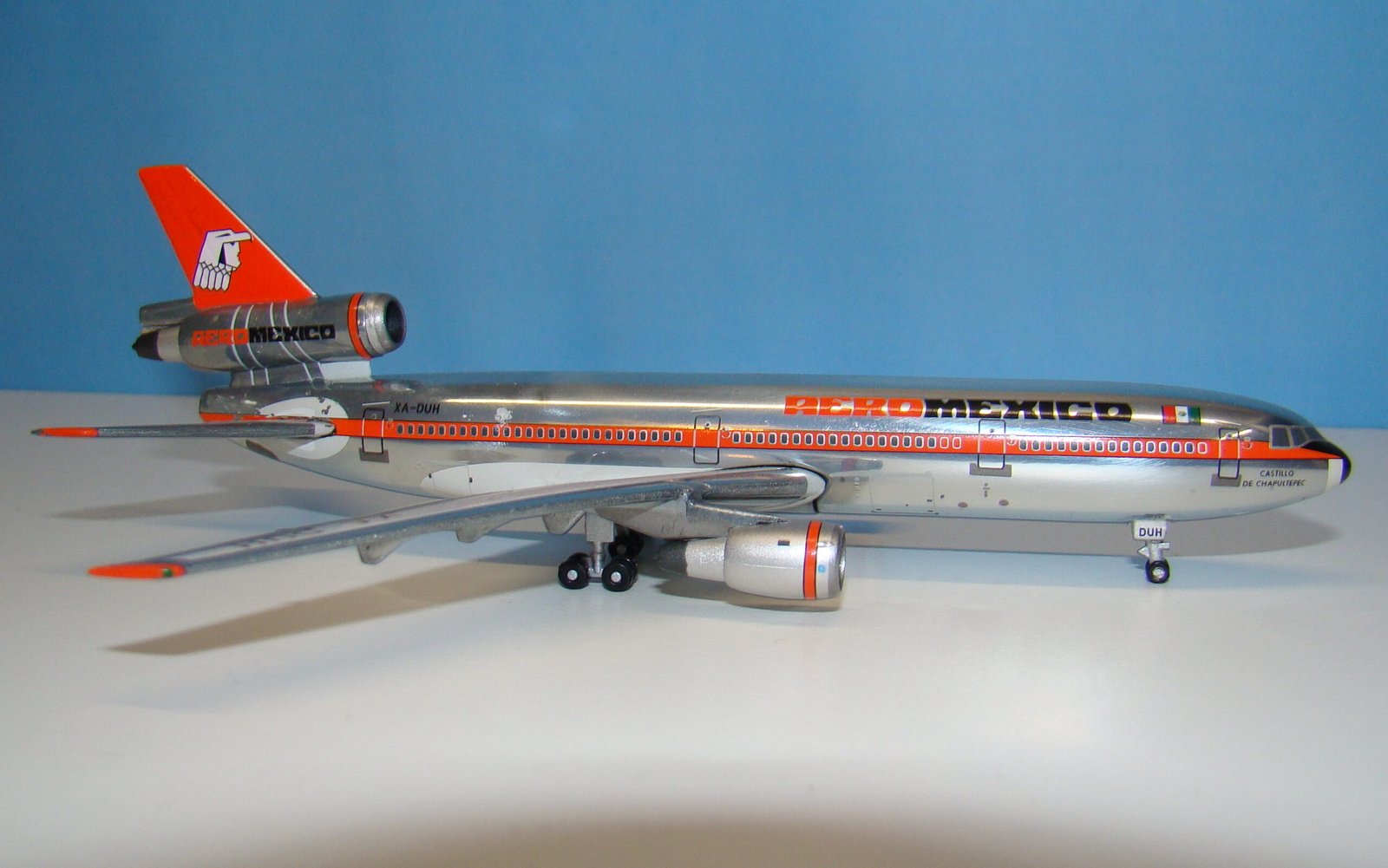 AM_DC10_07
