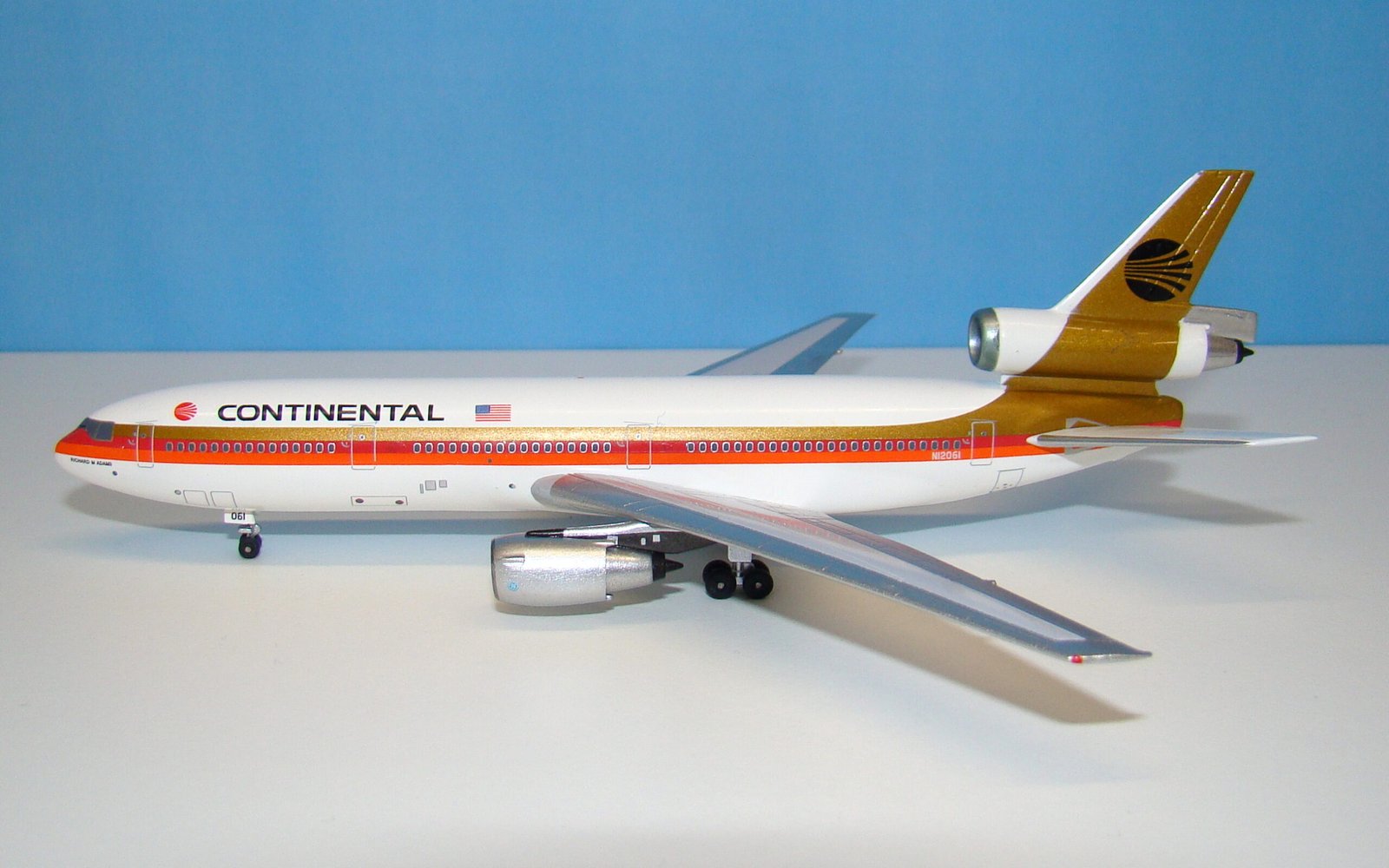 CO_DC10_02