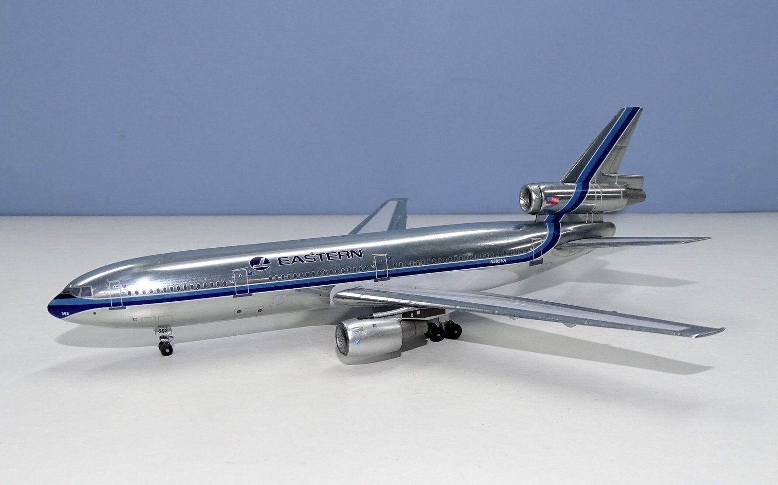 EA_DC10_12