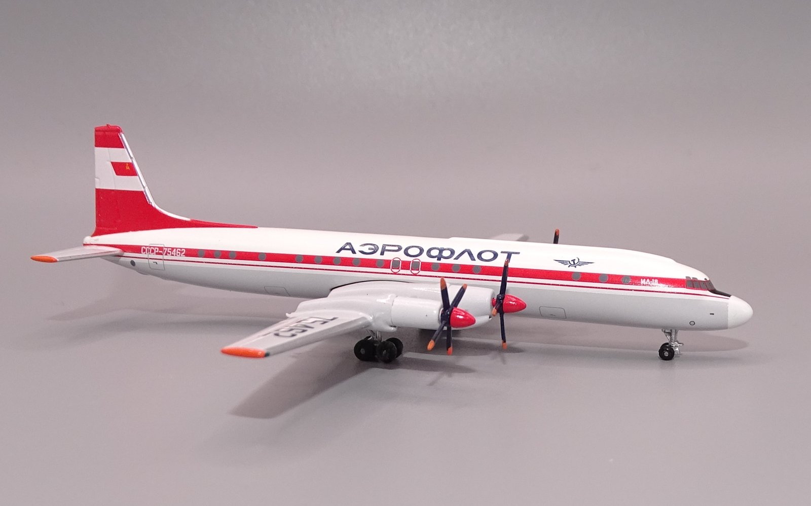 SU_IL18_CCCP-75462_11