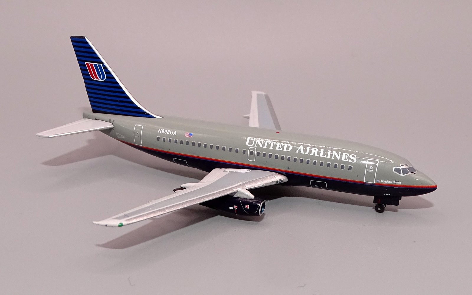 UA_B732_N998UA_10