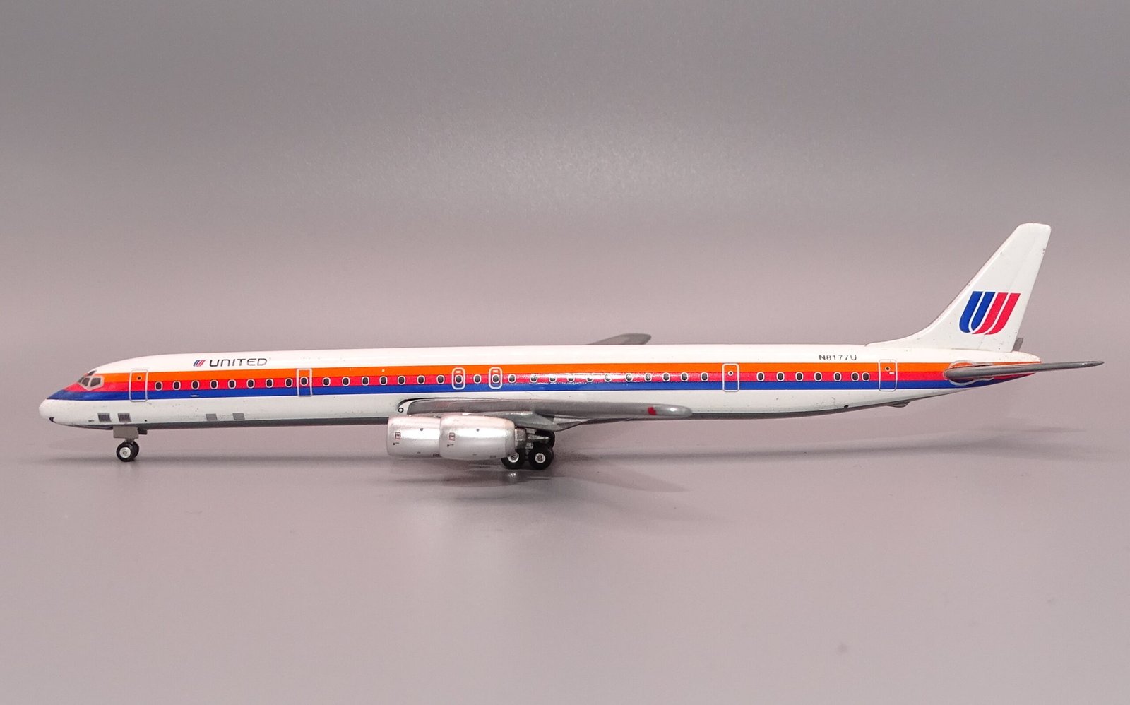 UA_DC-8-71_03