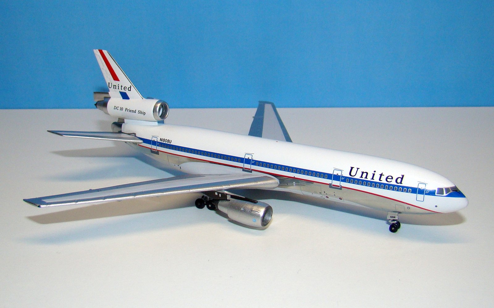 UA_DC10_14
