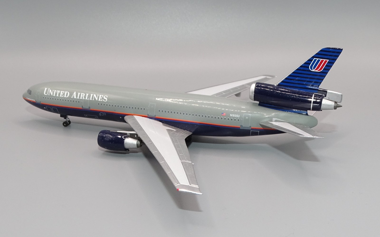 UA_DC10_N1855U_06