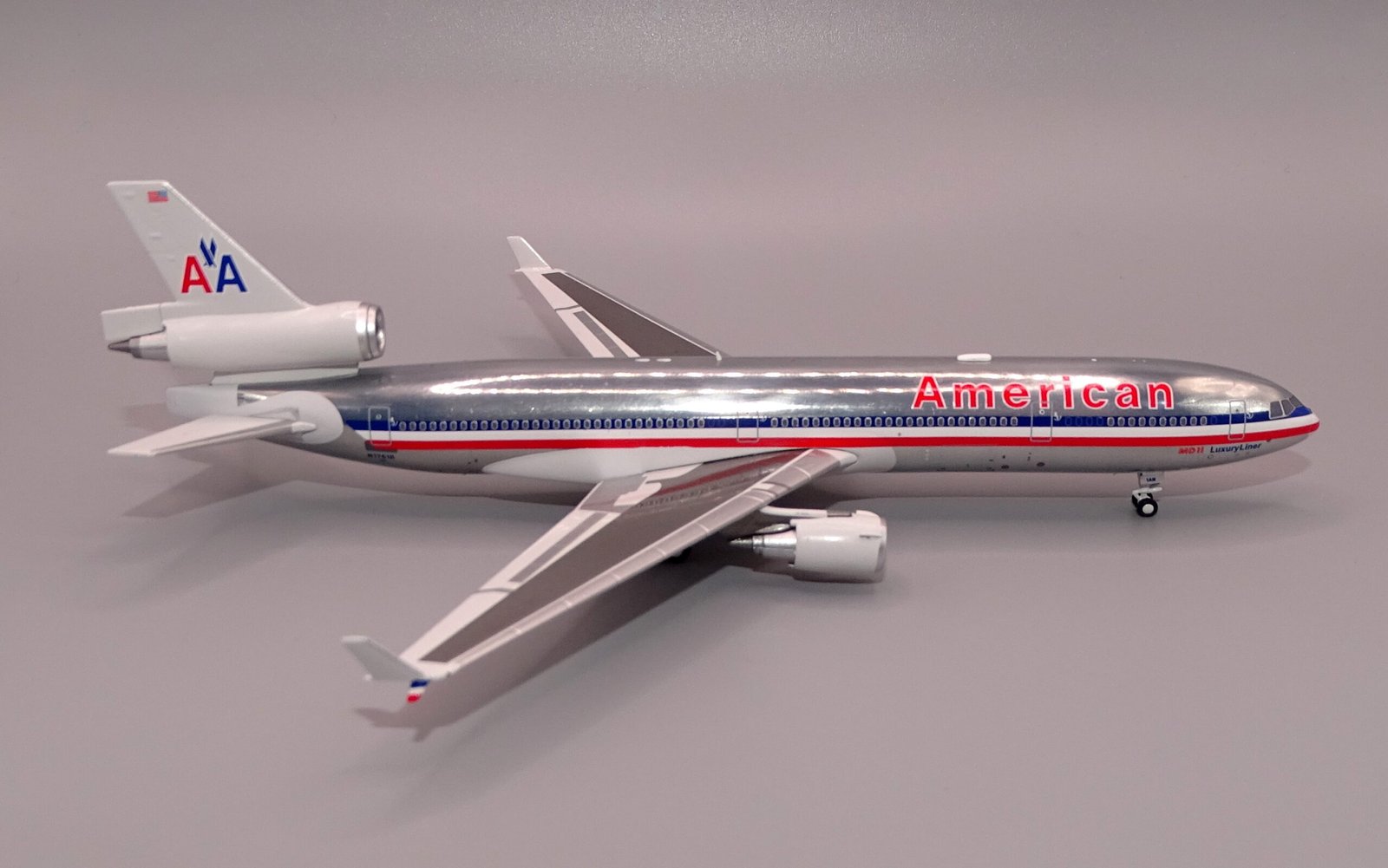 AA_MD11_N1761R_07