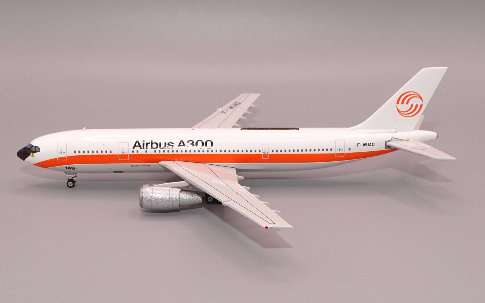 Airbus A300 Moulds in 1/400 Scale - YESTERDAY'S AIRLINES