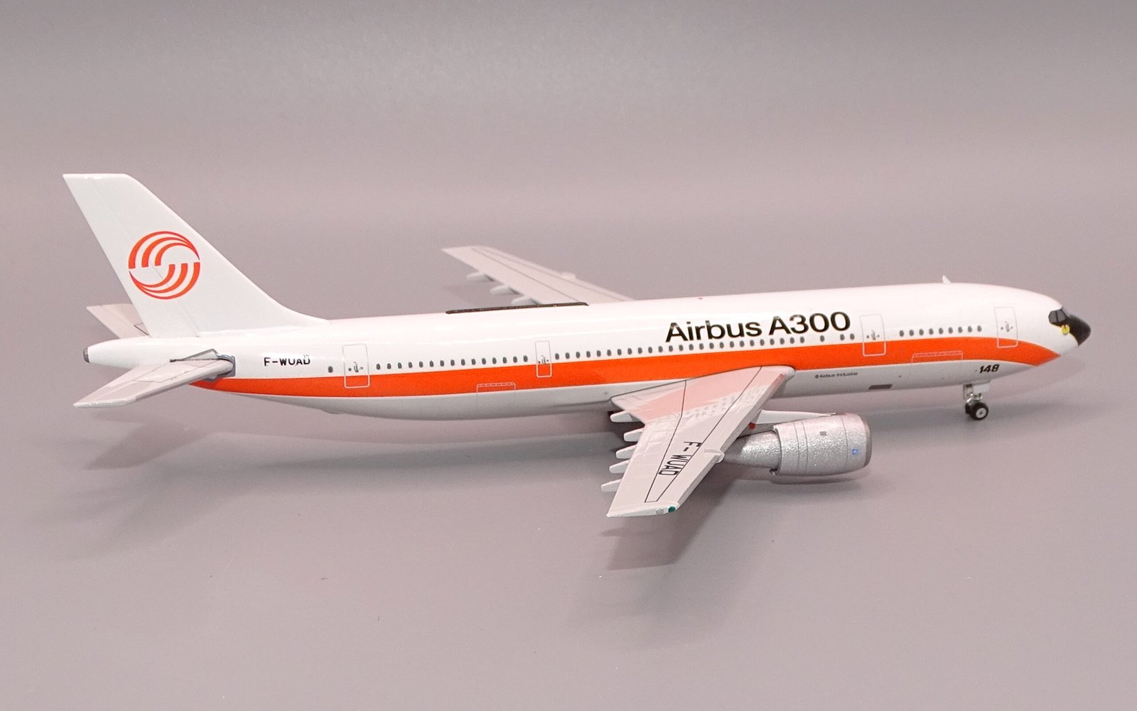 Airbus A300 Moulds in 1/400 Scale - YESTERDAY'S AIRLINES
