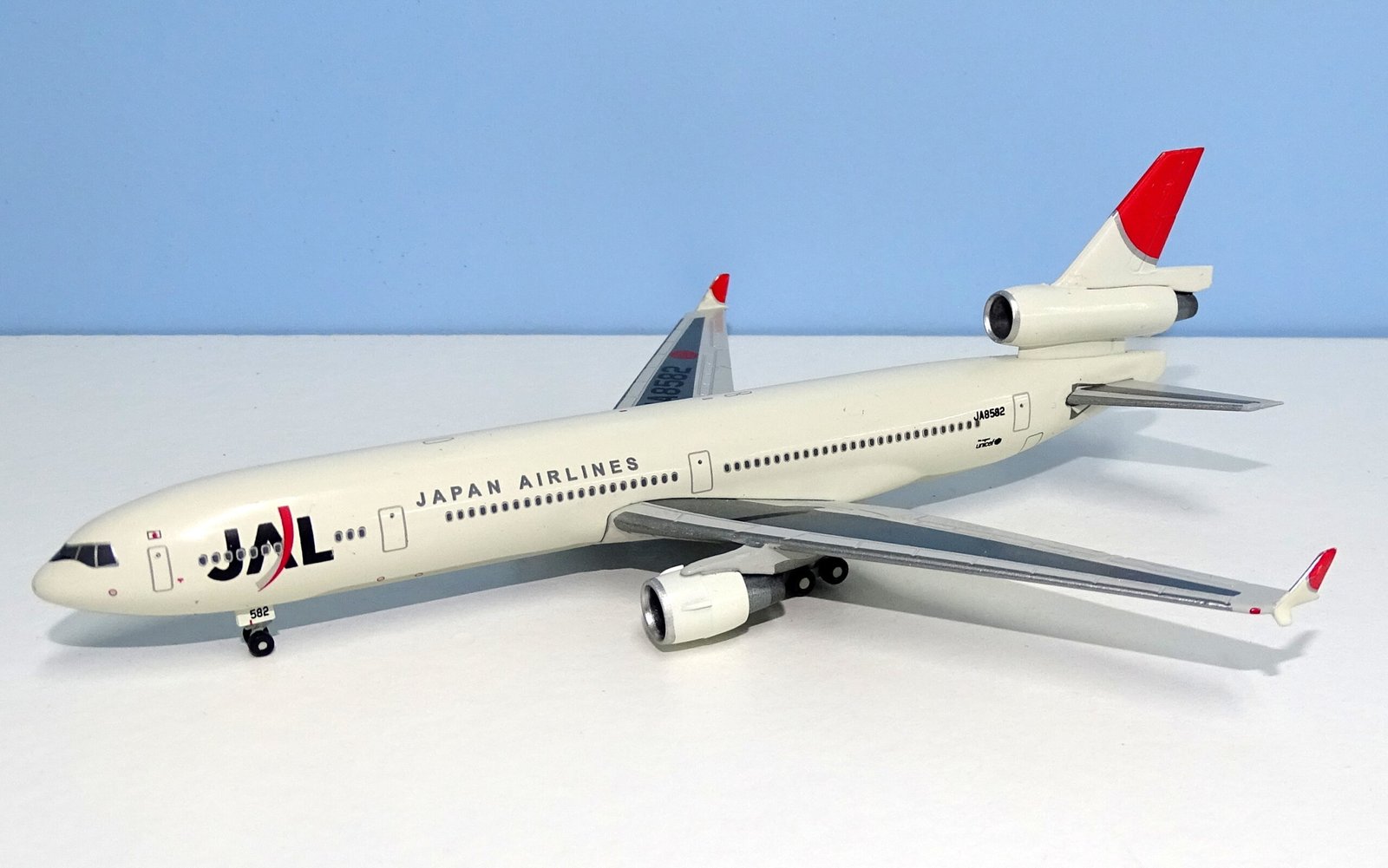 JAL_MD11_DEAG_02