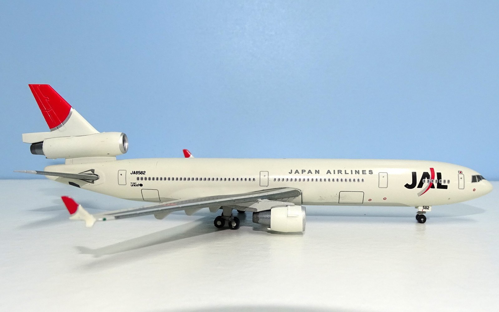 JAL_MD11_DEAG_09