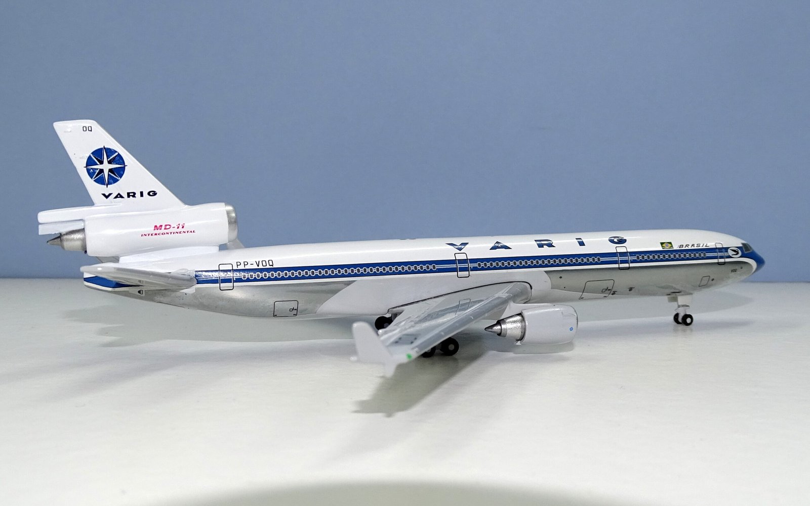 VARIG_MD11oc_07