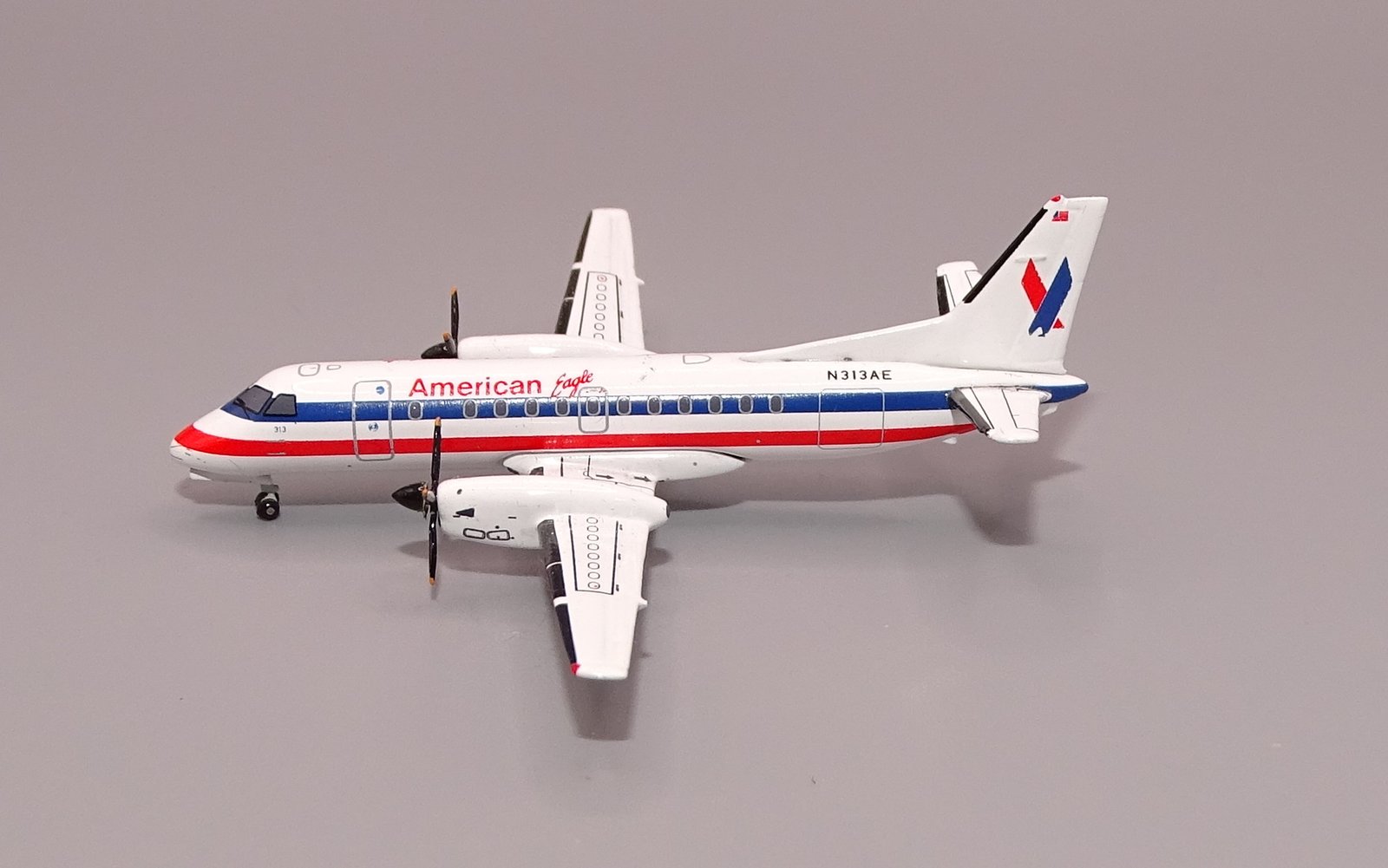 AE_SAAB_N313AE_04