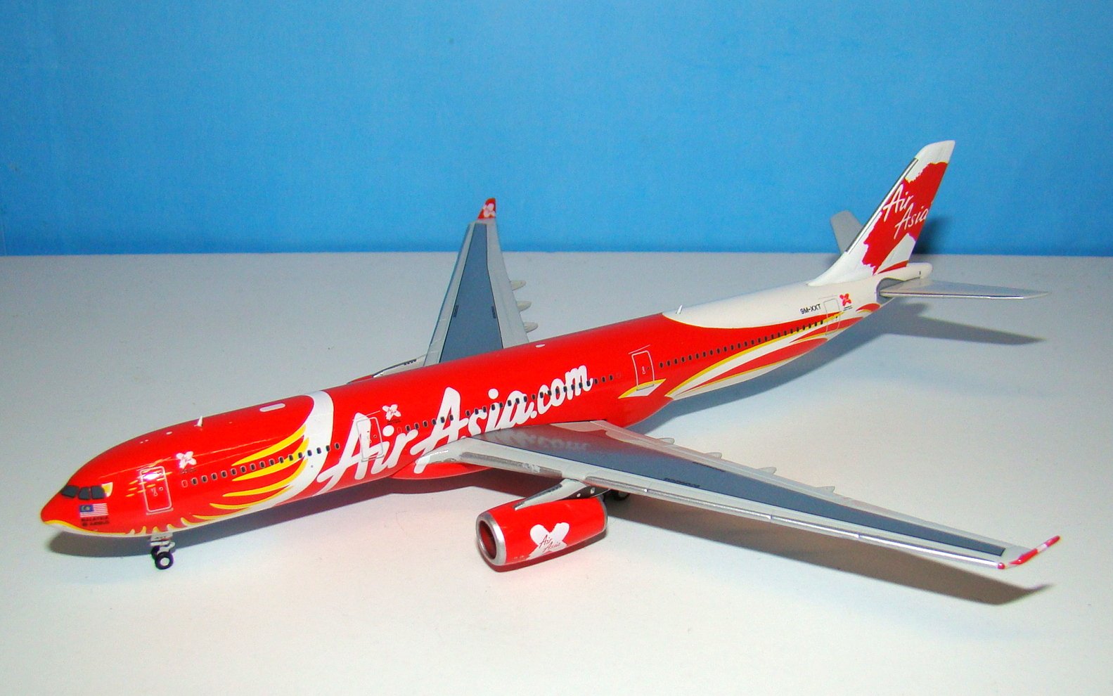 AIRASIAX_A330_01