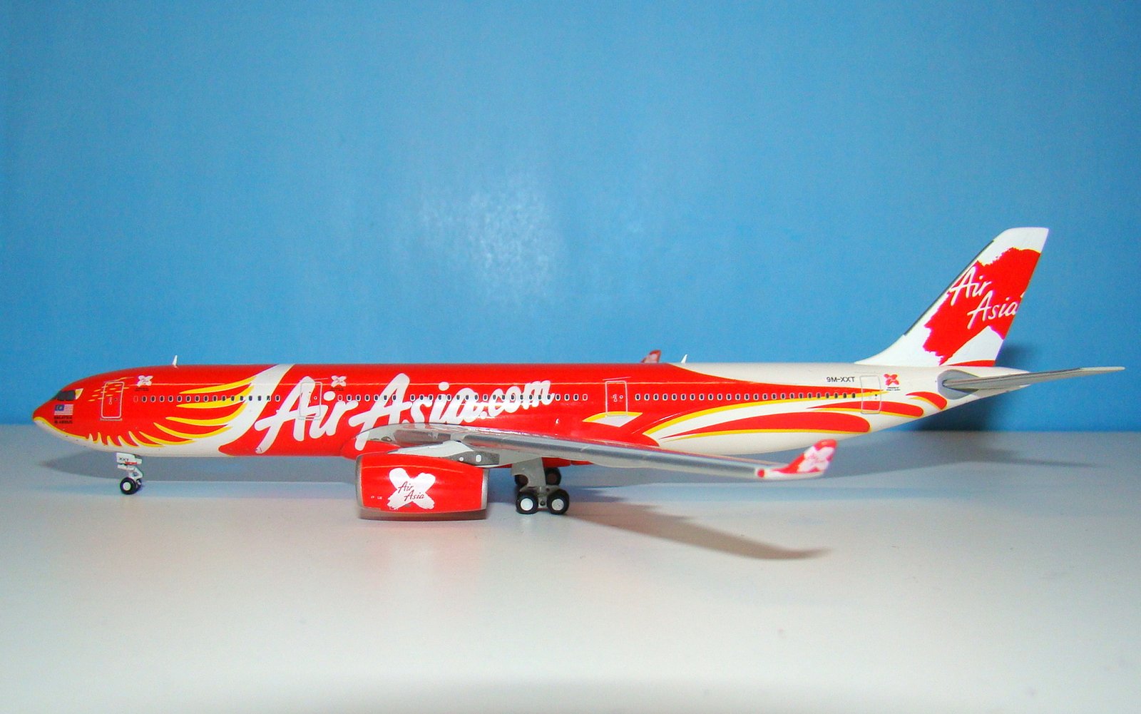 AIRASIAX_A330_04