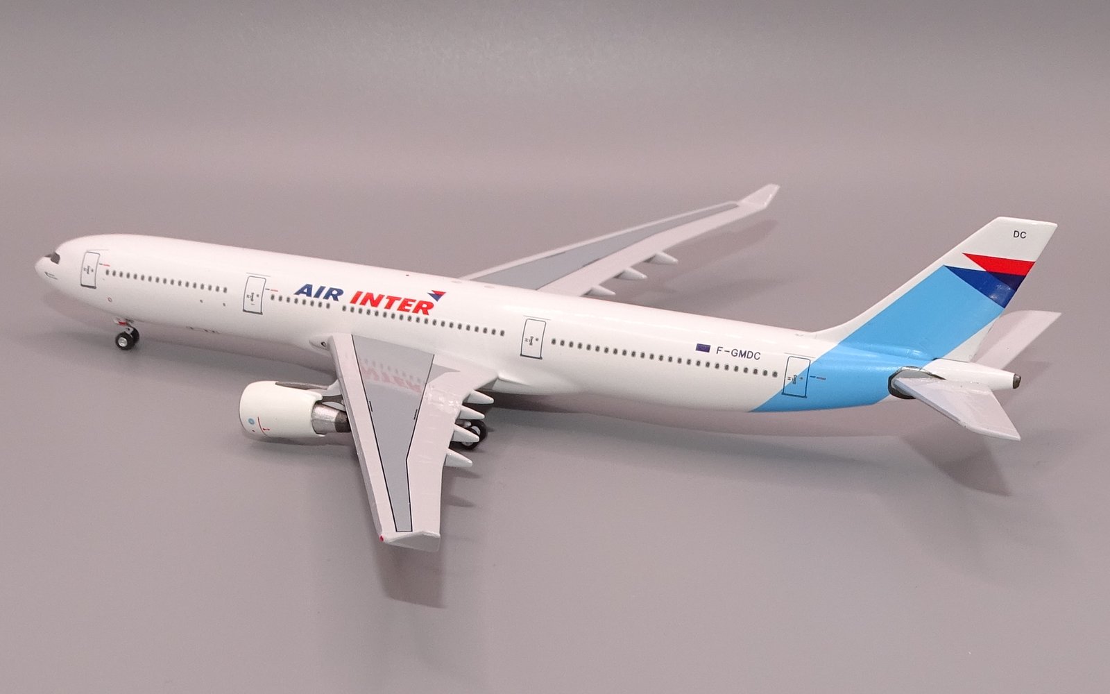 AIRINTER_A333_05