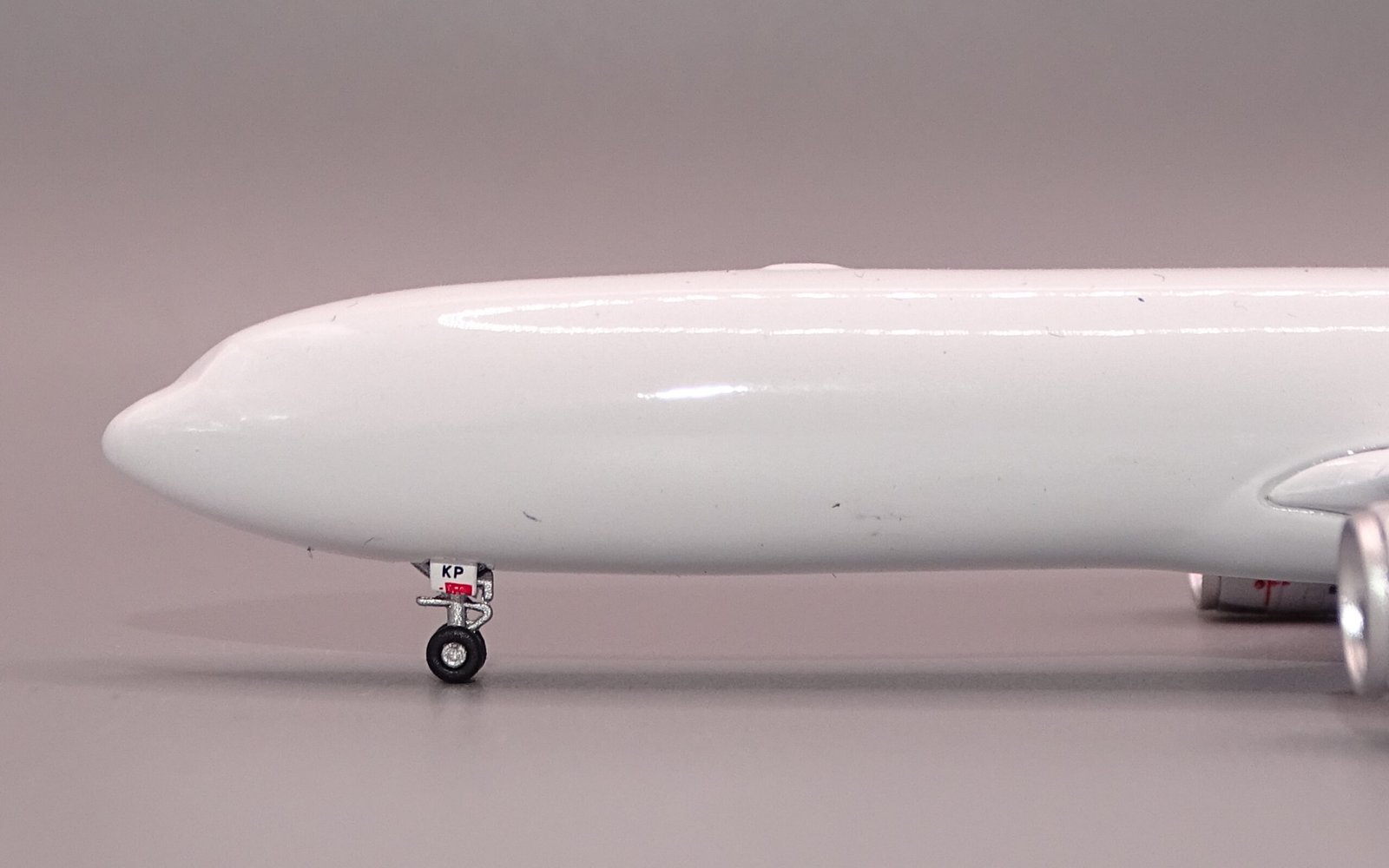 AV400_A330-300_20