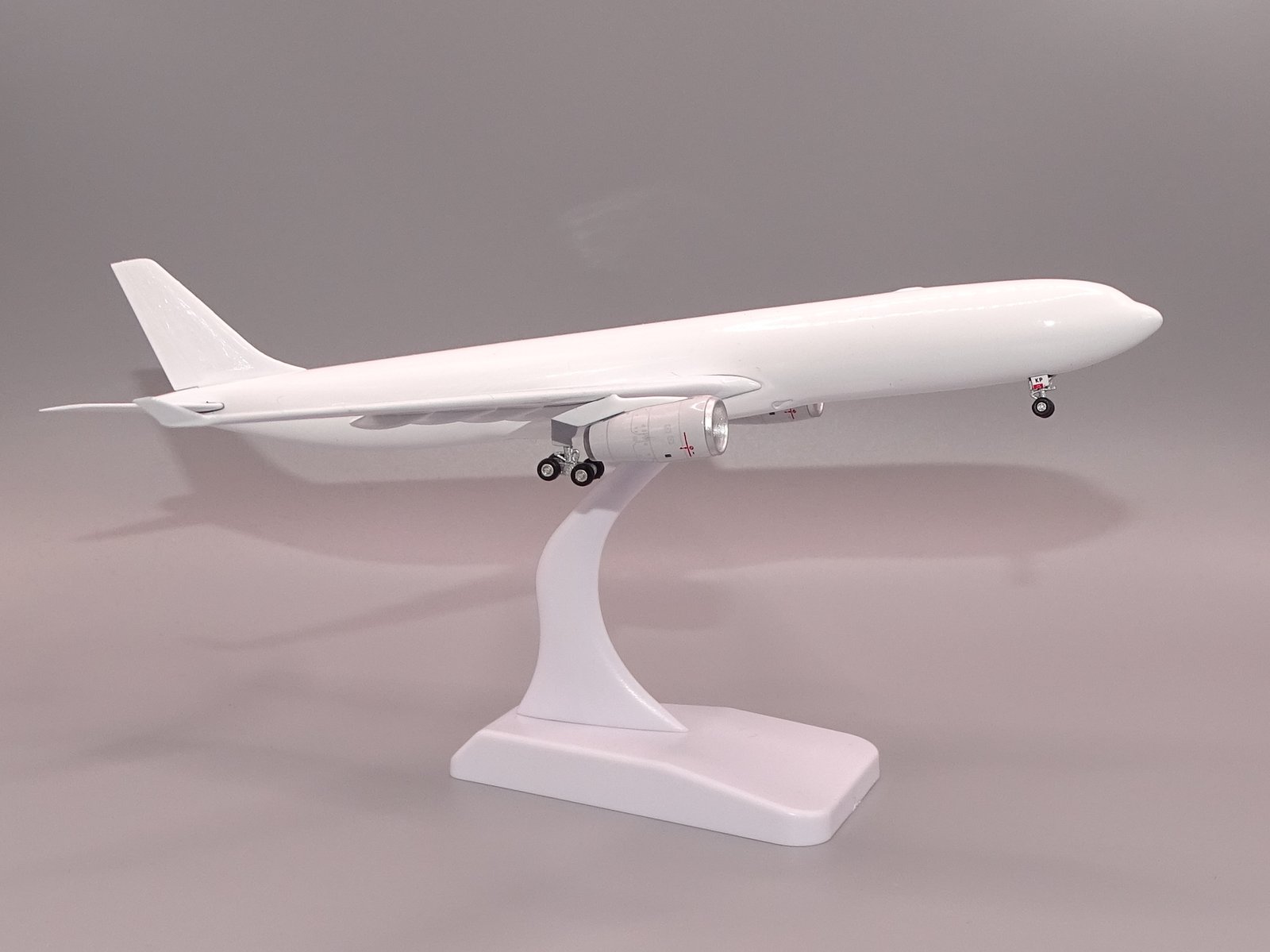 AV400_A330-300_31