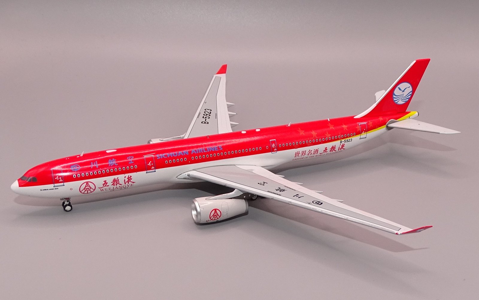 AV400_A330_2019_04