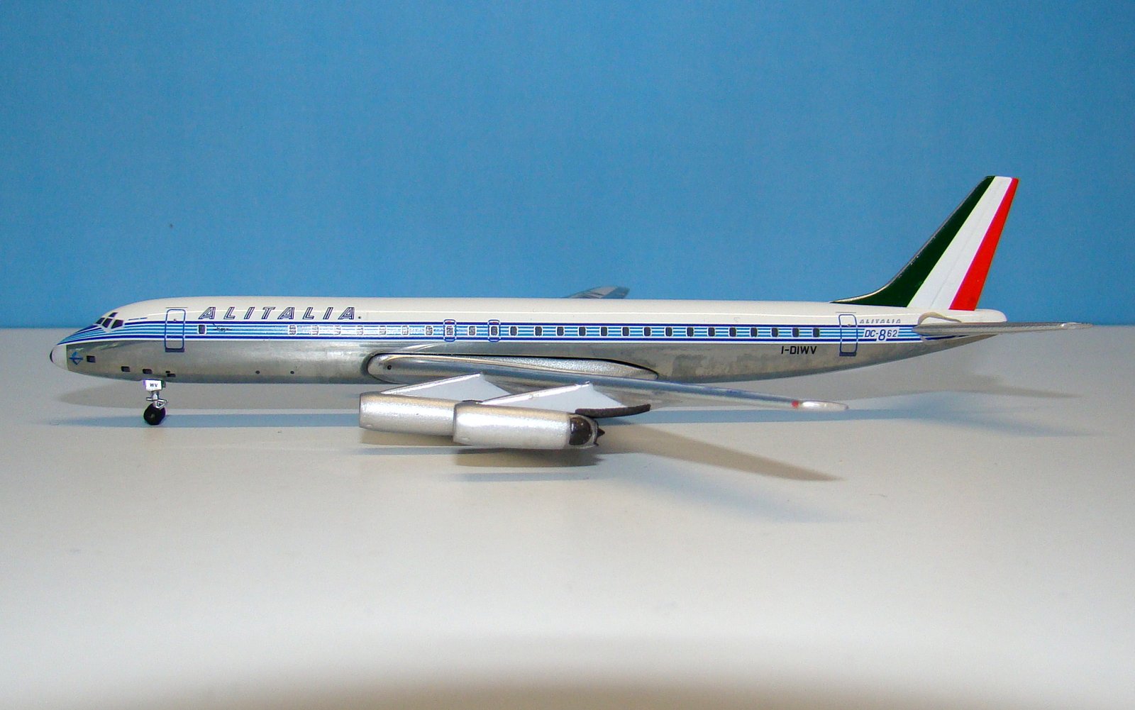 AZ_DC862_03