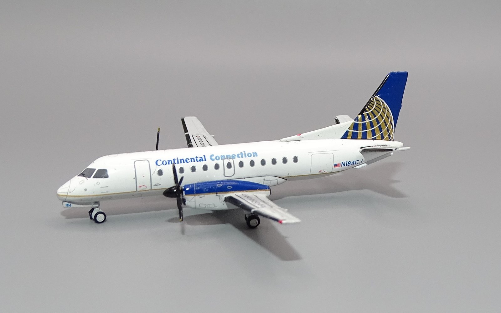 CO_SAAB340_N184CJ_02