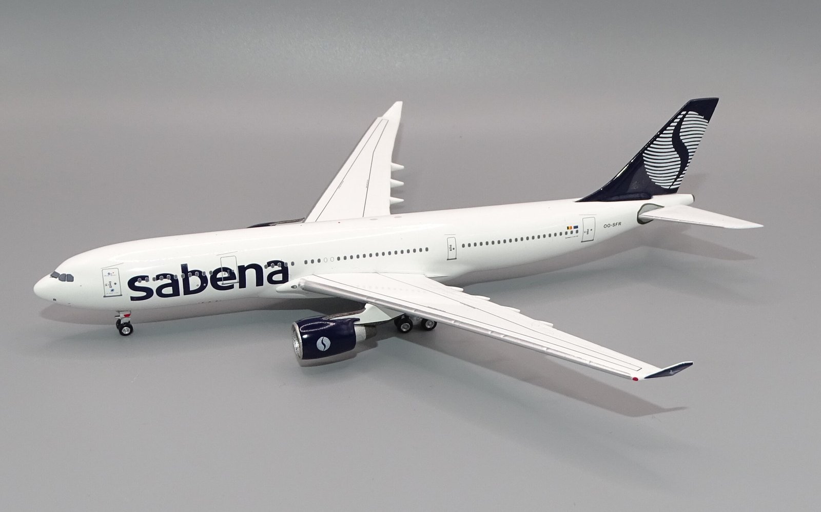 SABENA_A332_OO-SFR_01