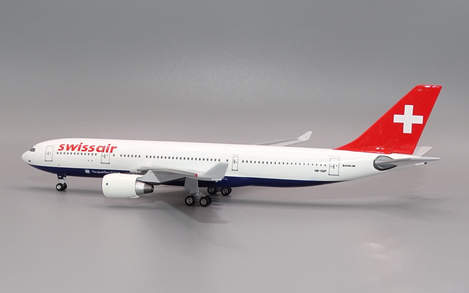 SWISSAIR_A332_HB-IQP_06