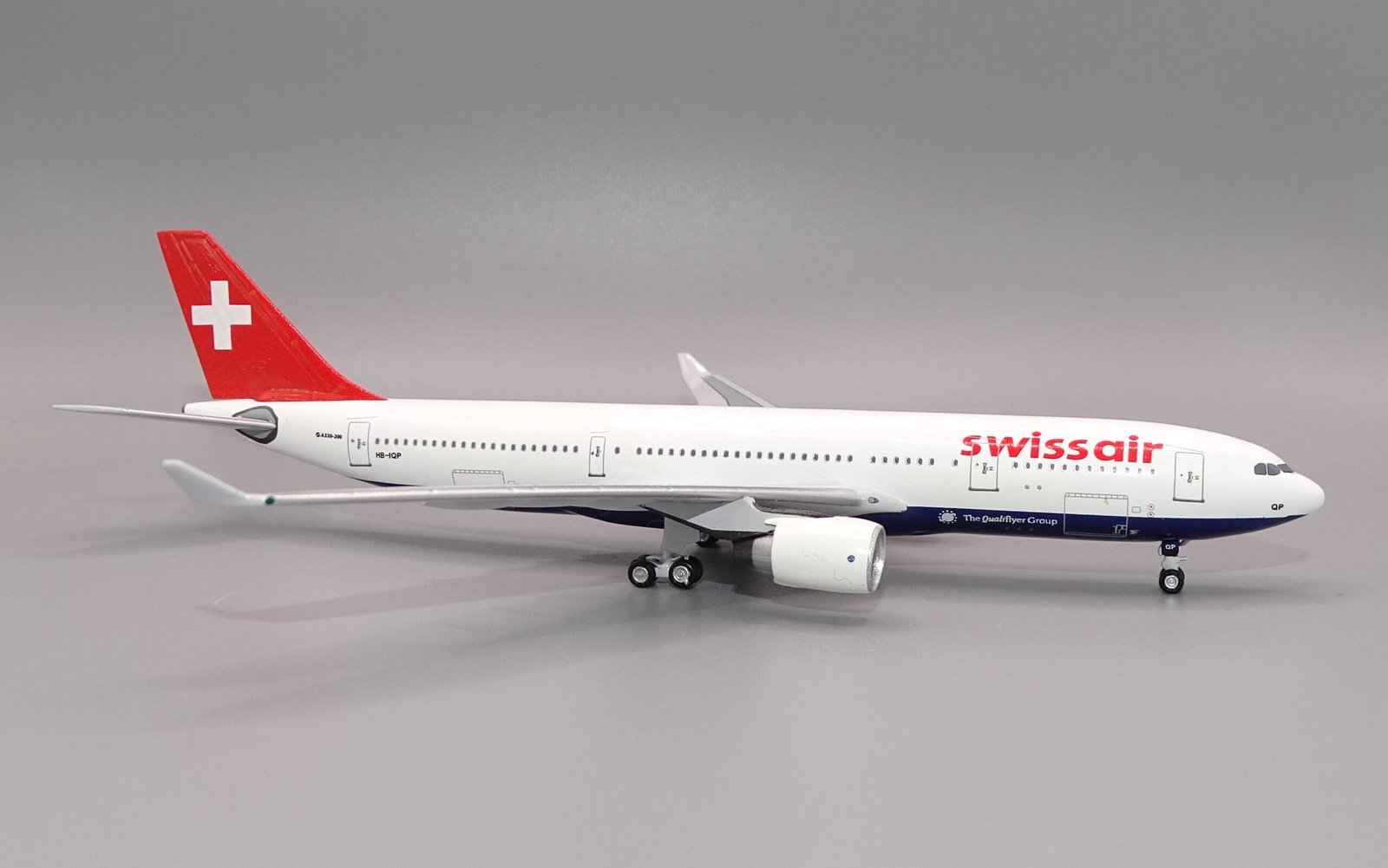 SWISSAIR_A332_HB-IQP_12