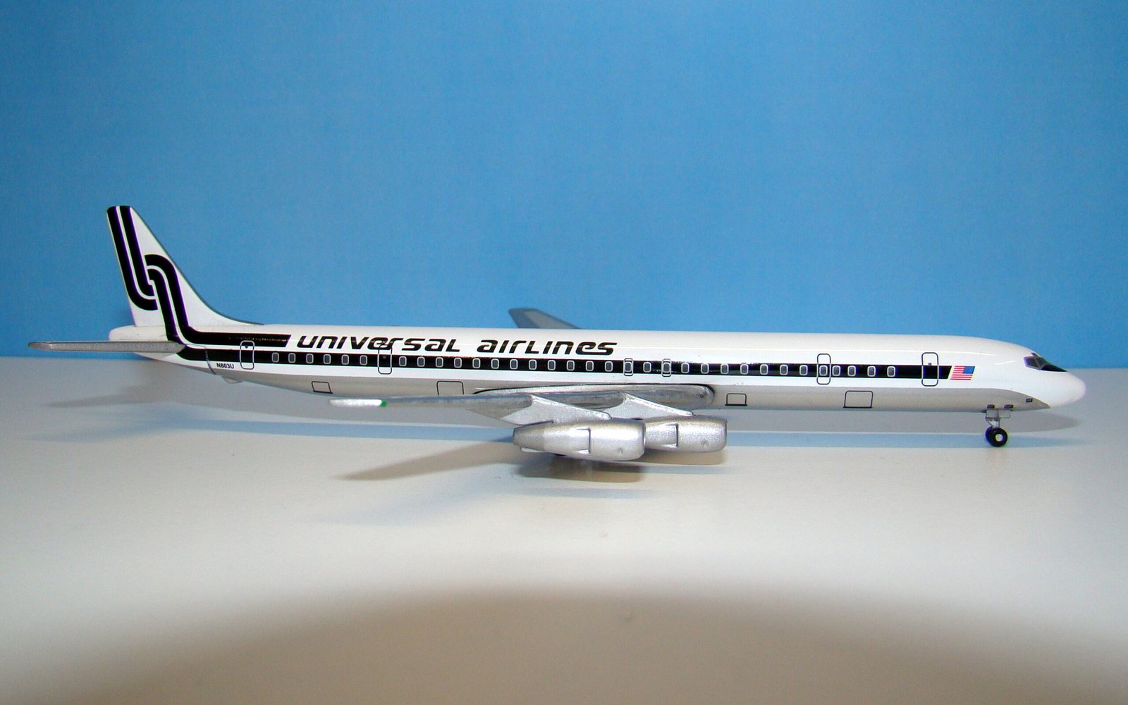 UNI_DC8_07